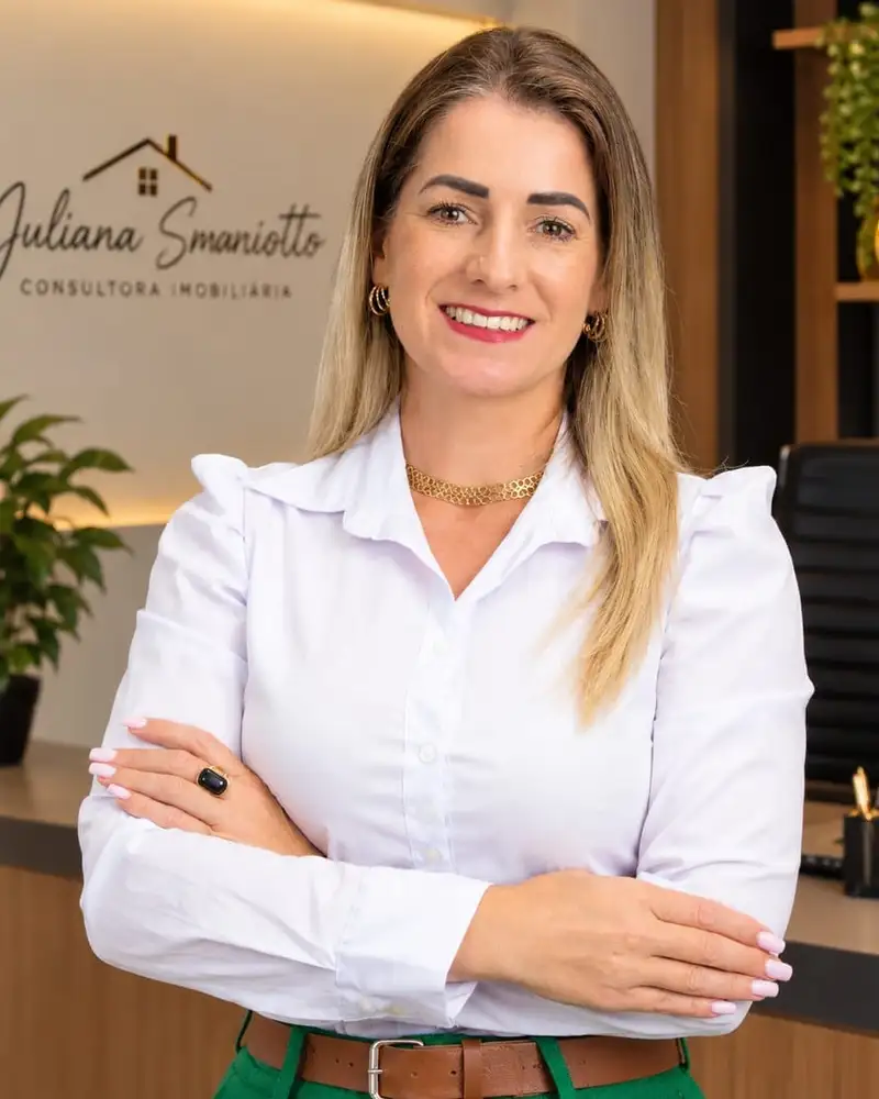 Juliana Smaniotto, consultora imobiliária em Cascavel